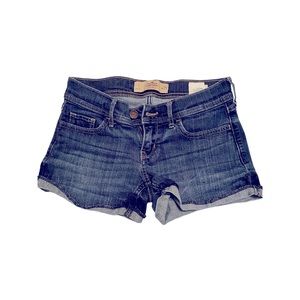 Hollister shortie Jean shorts. Size 1